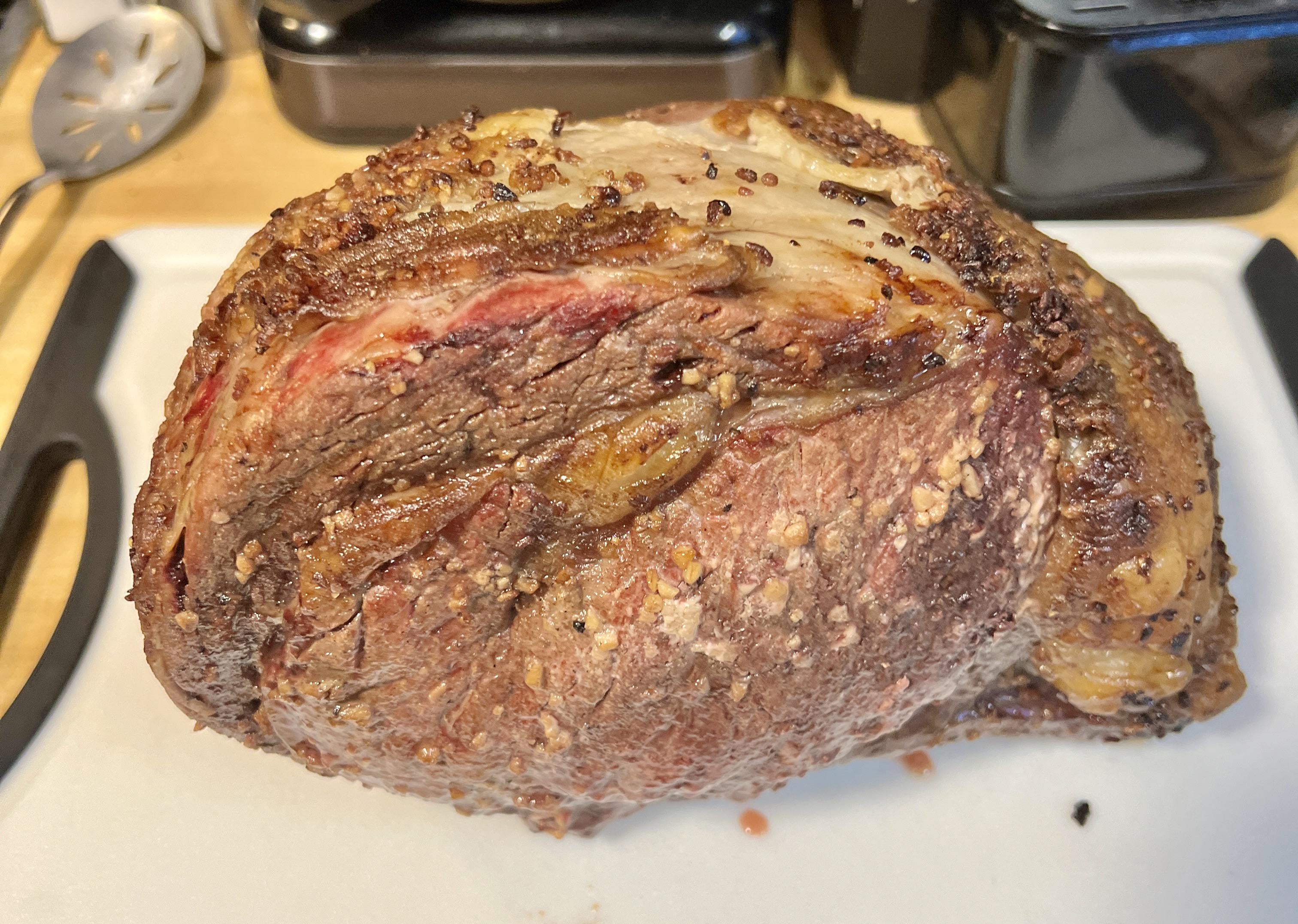 Standing Rib Roast Dining and Cooking