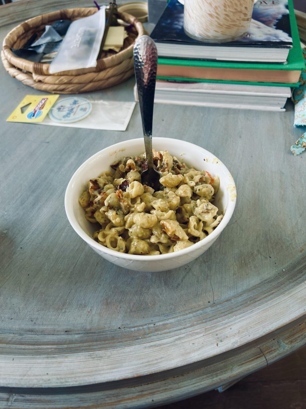Pesto mac and cheese with heavy cream, bell peppers, mushrooms, and carrots. Pesto mac and cheese with heavy cream, bell peppers, mushrooms, and carrots.