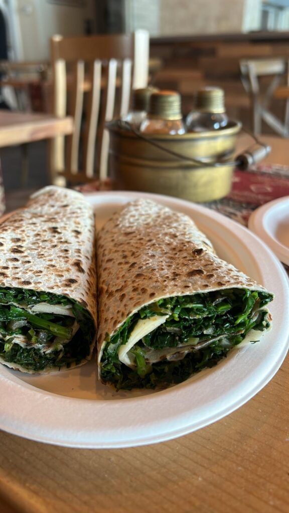 Lunch at Zhengyalov Hatz