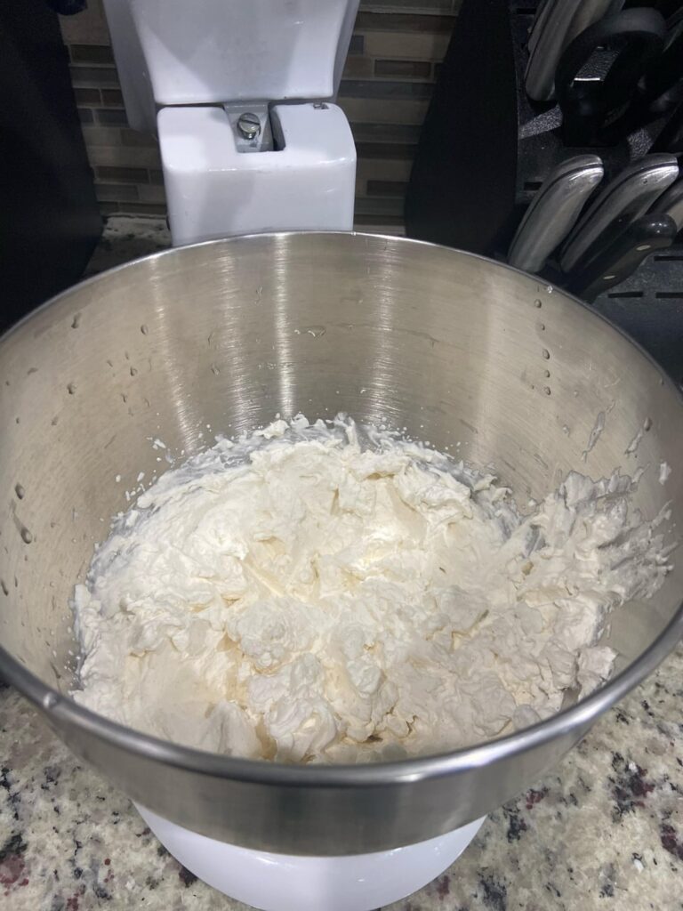 Espresso topper… heavy whipping cream, Swerve confectioners sugar, cinnamon. Beat until whipped. You’ll have enough for quite a few espresso drinks. 1Tsp=1 carb