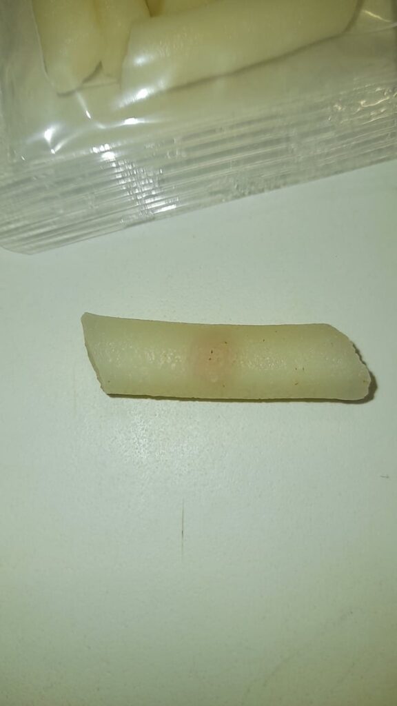 are discolorations like these on tteokbeokkis normal?