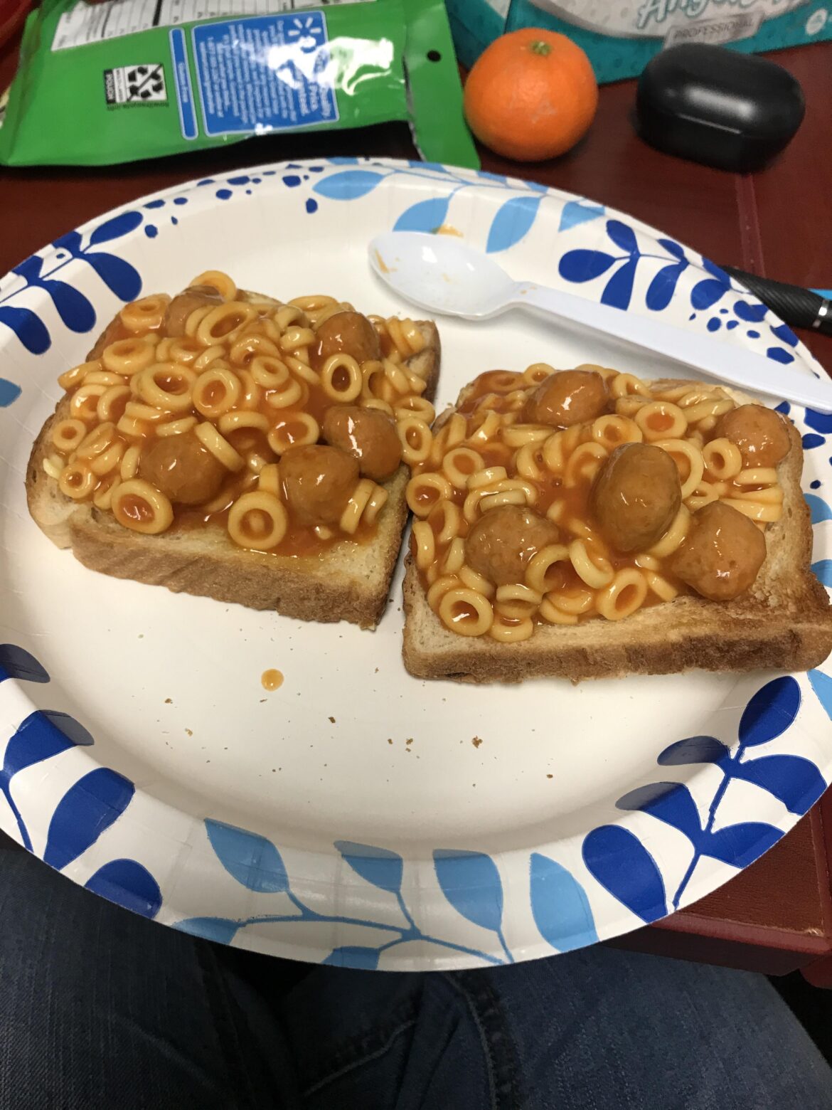 College kid struggle meal: spaghettios on toast