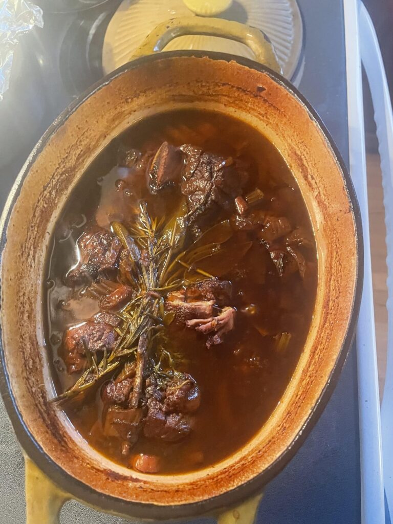 Short ribs with white pepper mashed potatoes