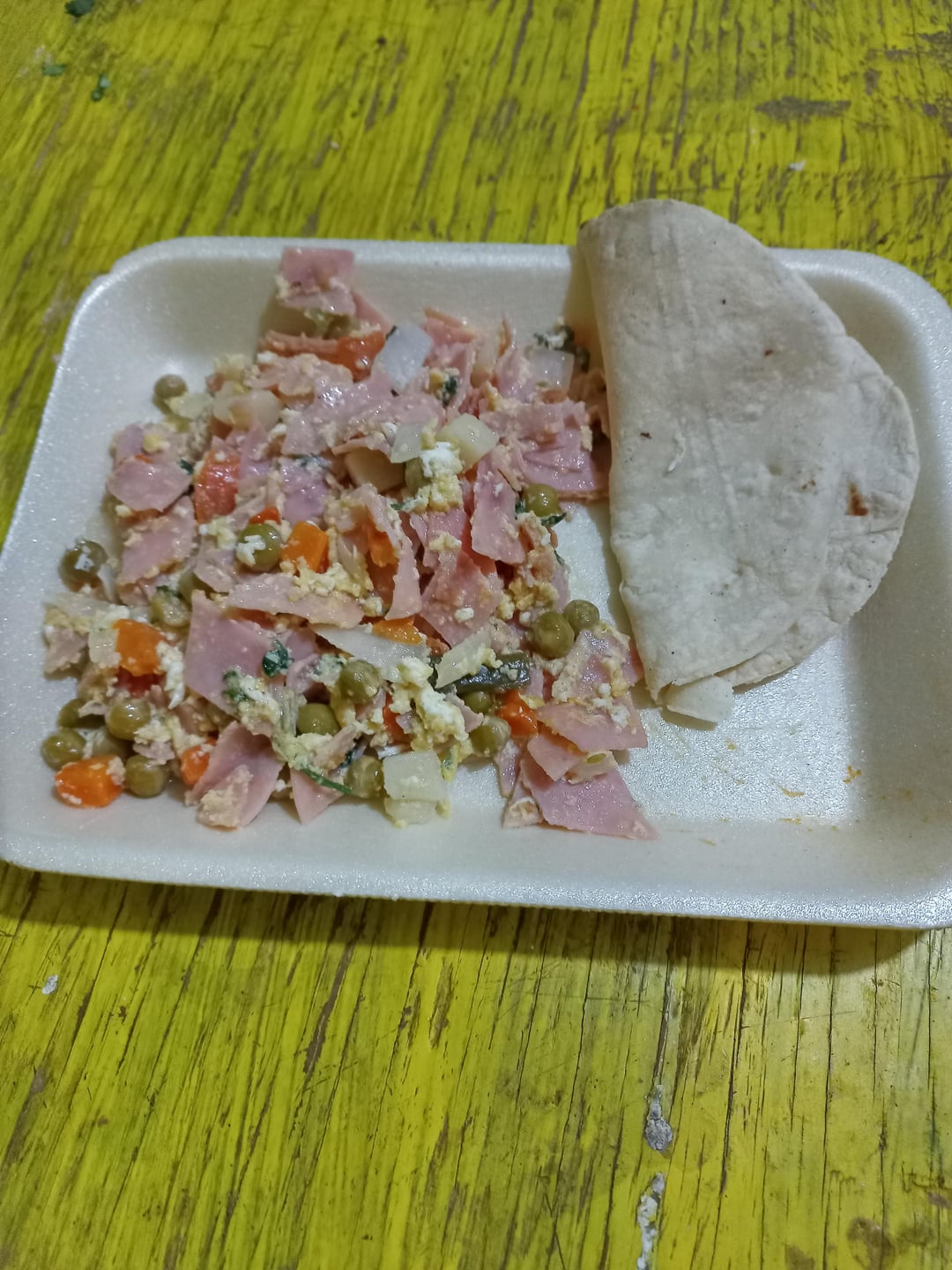 Webito Webito con jamon - Dining and Cooking