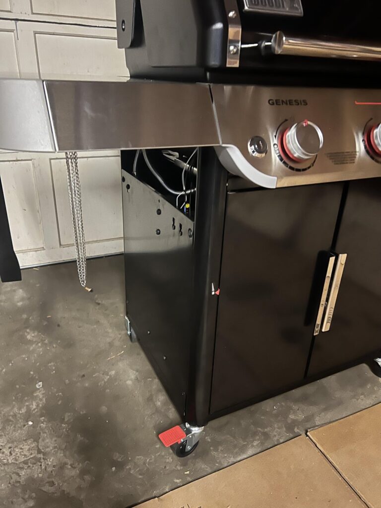 Weber Genesis e-325s assembly