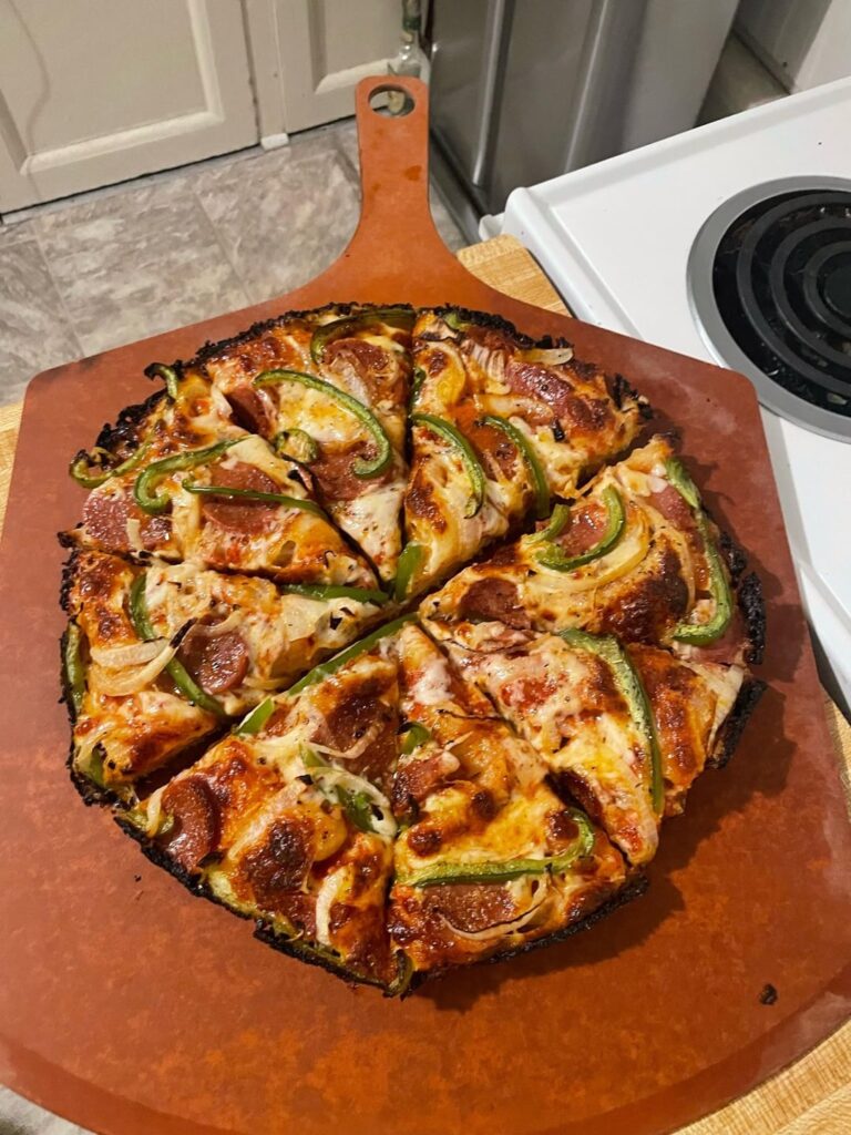 Kenji’s foolproof pan pizza stays undefeated (plus bonus pepperoni knots)