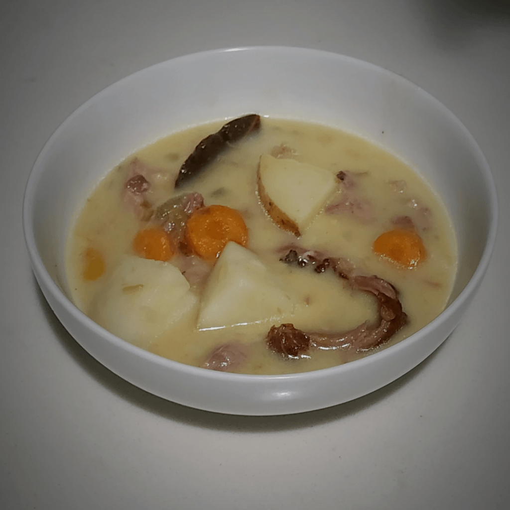 Creamy potato and Xmas ham soup