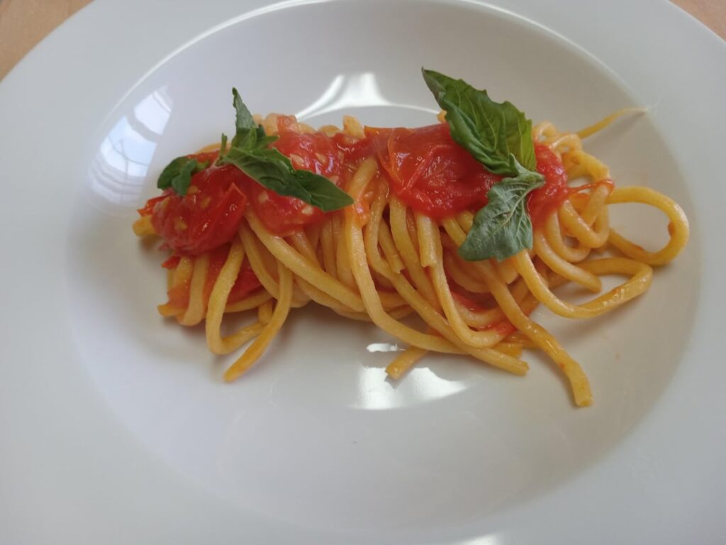 Spaghetti alla chitarra with tomato sauce
