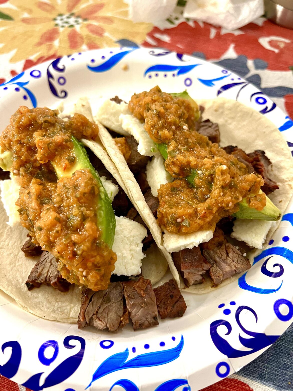 Tacos de Arrachera con Queso Oaxaca y Salsa Borracha!