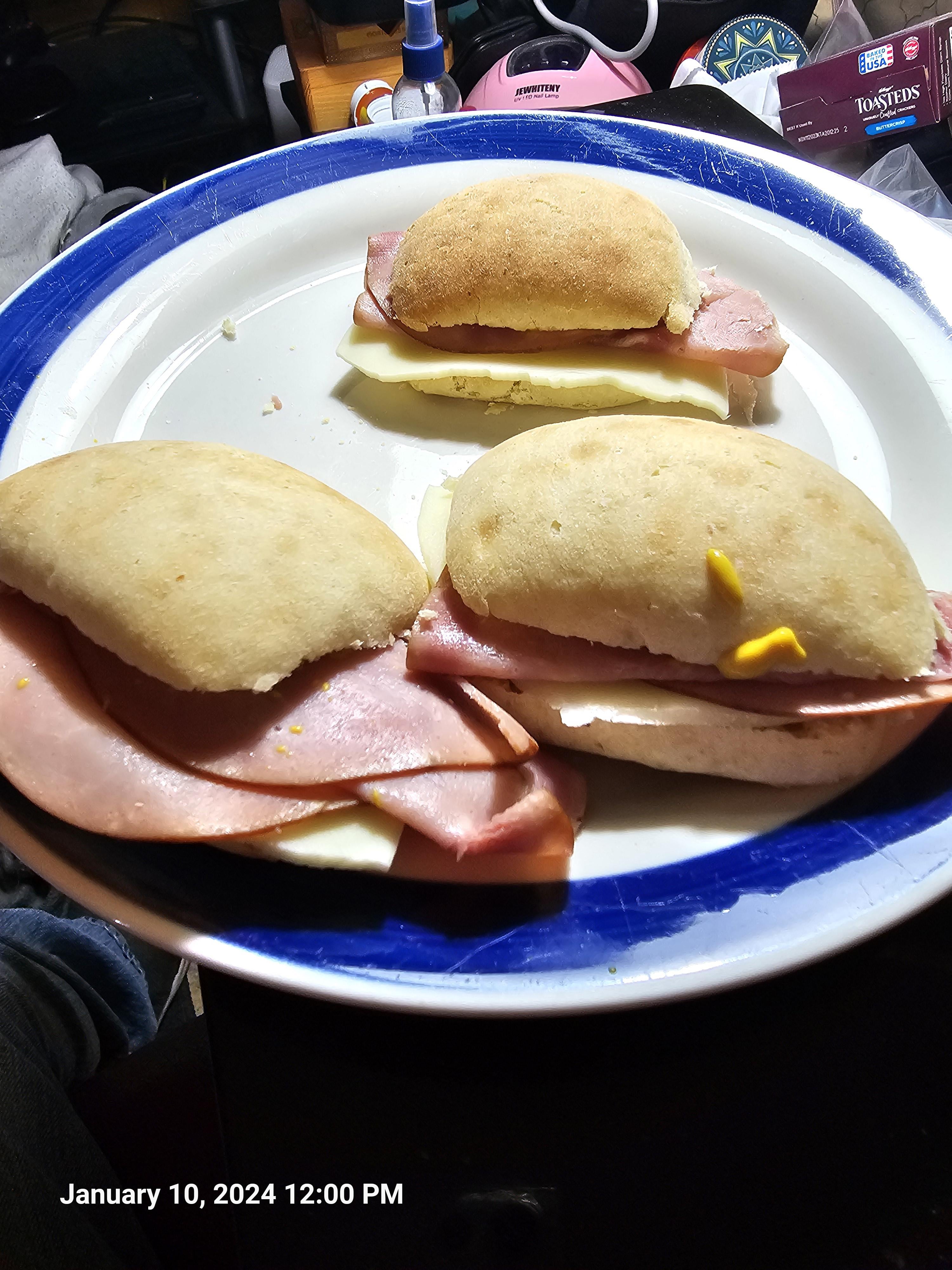 Black forest ham and provolone sliders Dining and Cooking
