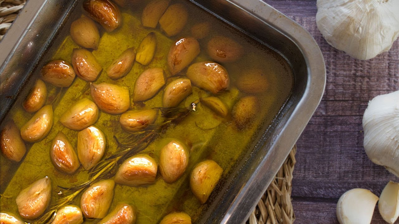 How to Make Garlic Confit (Classic French Recipe, Only 2 Ingredients
