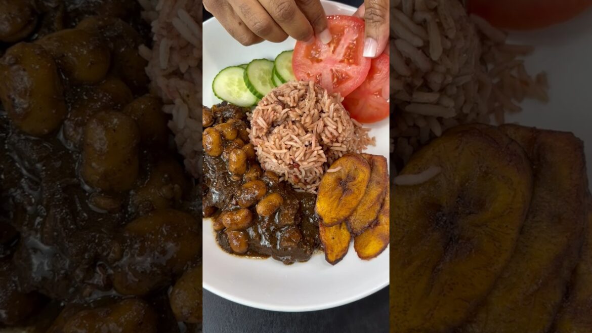 Sunday Dinner Oxtail recipe #shorts