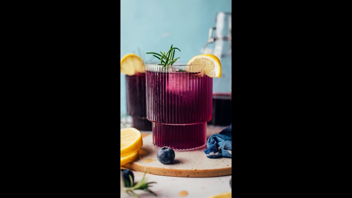 Sparkling Blueberry Ginger Mocktail | Minimalist Baker Recipes Sparkling Blueberry Ginger Mocktail | Minimalist Baker Recipes