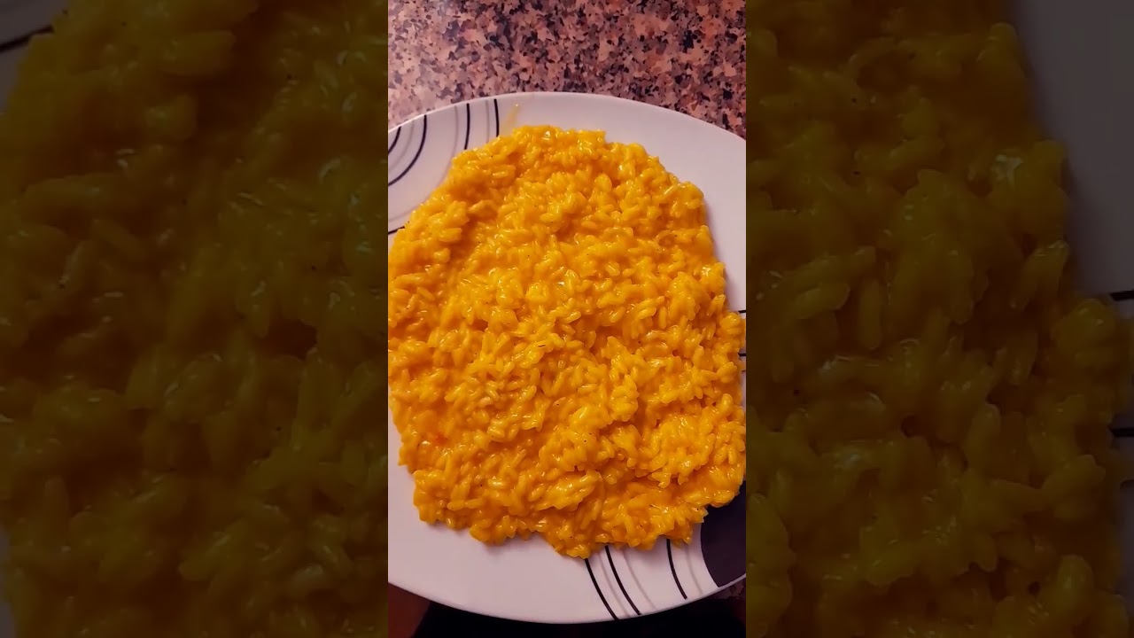 Risotto alla milanese Dining and Cooking