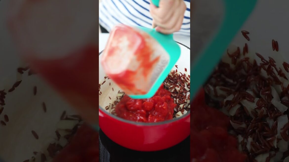Baked Tomato Red Rice Risotto #risottorecipe #rice #redrice Baked Tomato Red Rice Risotto #risottorecipe #rice #redrice