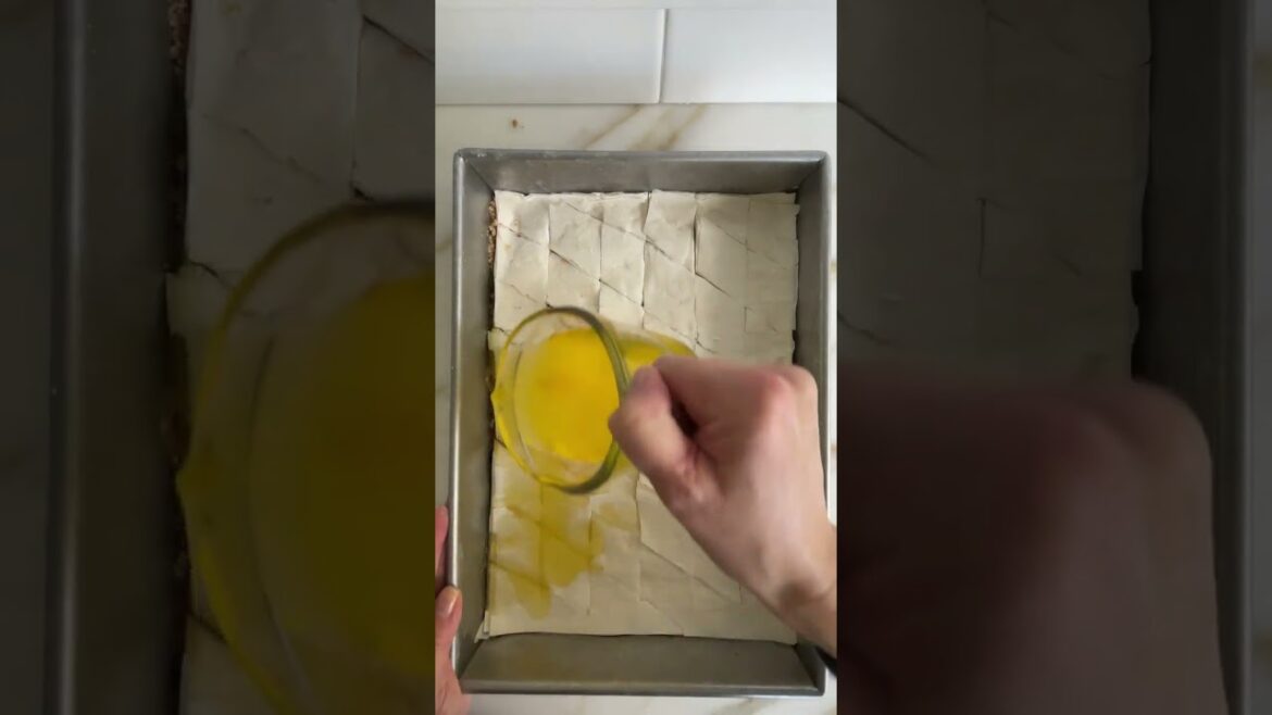 How to cut Baklava
