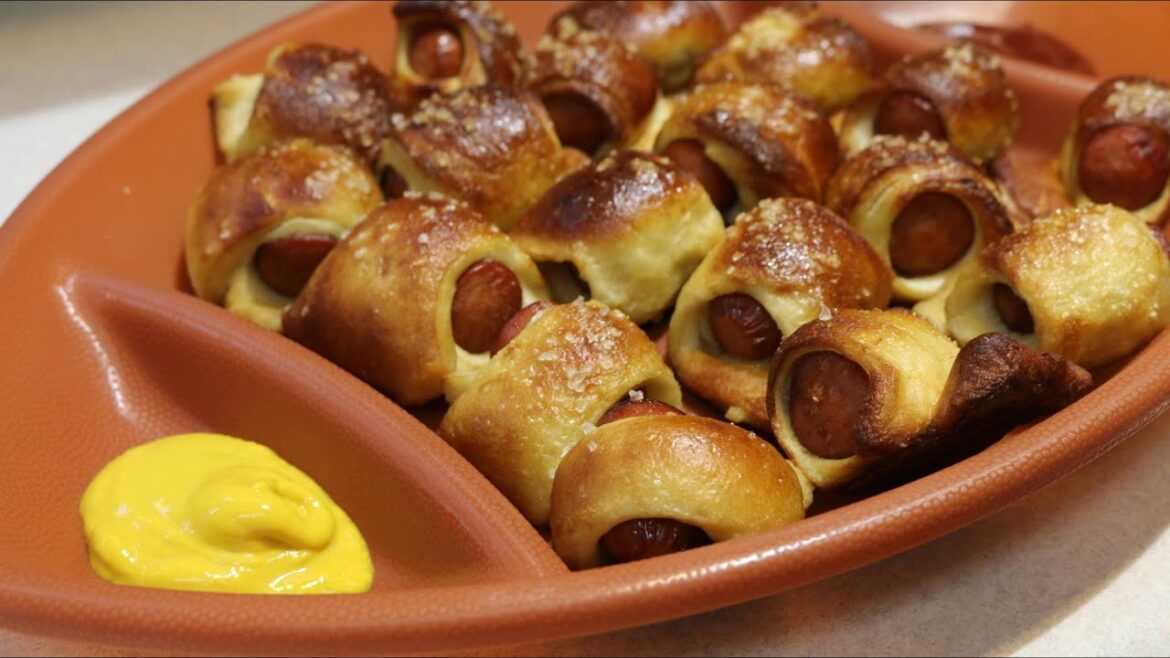 EASY Pretzel Dogs Bites ~ Superbowl Snacks