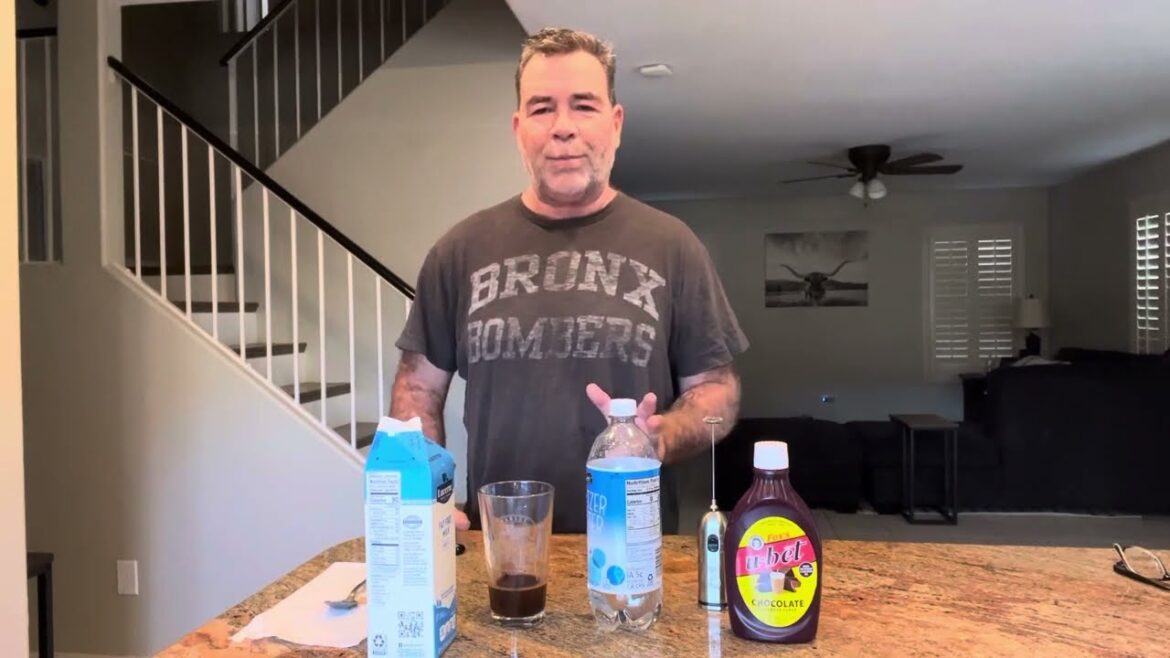 HOW TO MAKE: CHOCOLATE EGG CREAM