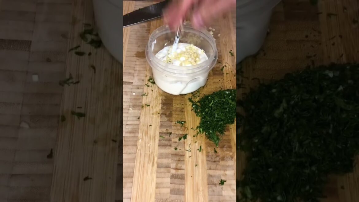 No Cucumbers No Problem! Tzatziki Sauce #shorts #easyrecipe No Cucumbers No Problem! Tzatziki Sauce #shorts #easyrecipe