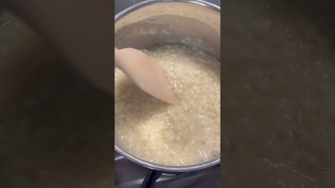 Risotto al pomodoro, stracciatella e basilico