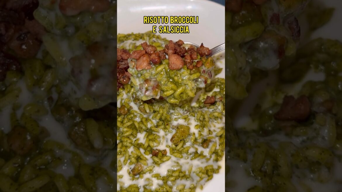 Risotto broccoli di Natale, salsiccia e fonduta di parmigiano. #ricetta #risotto #shorts Risotto broccoli di Natale, salsiccia e fonduta di parmigiano. #ricetta #risotto #shorts
