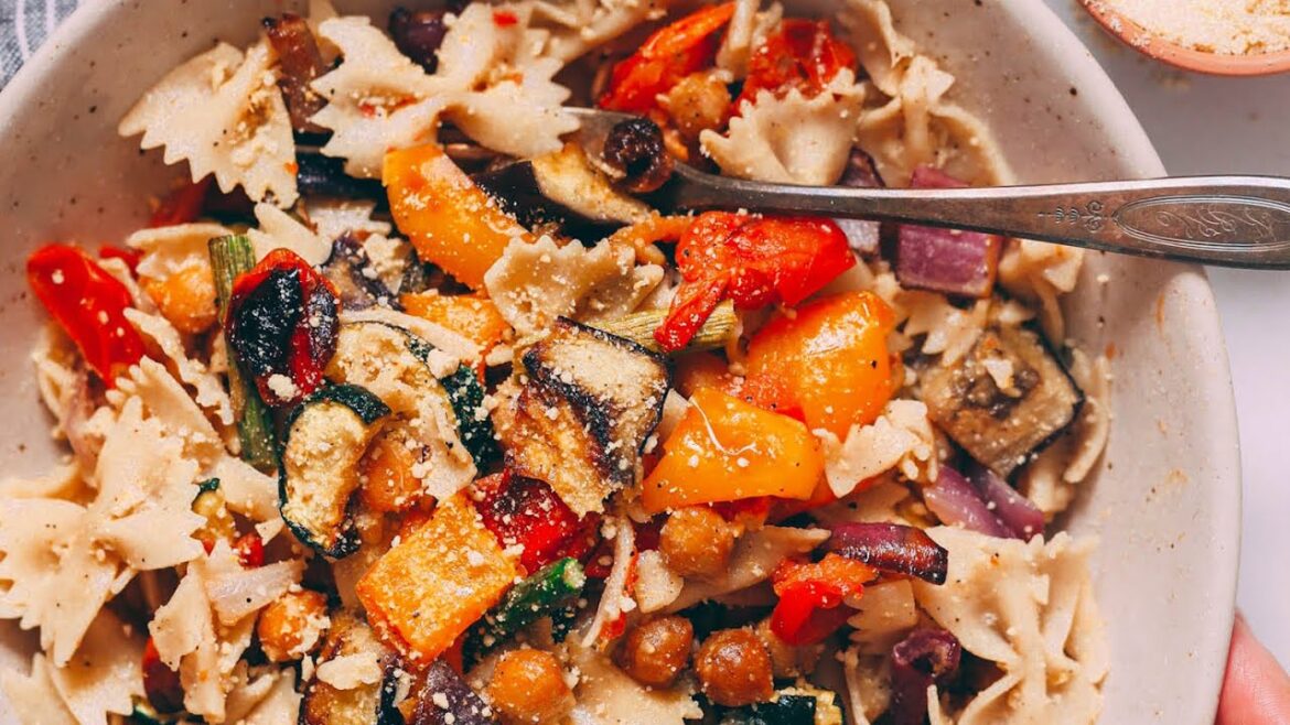 Vegan Pasta Primavera with Roasted Veggies | Minimalist Baker Recipes Vegan Pasta Primavera with Roasted Veggies | Minimalist Baker Recipes
