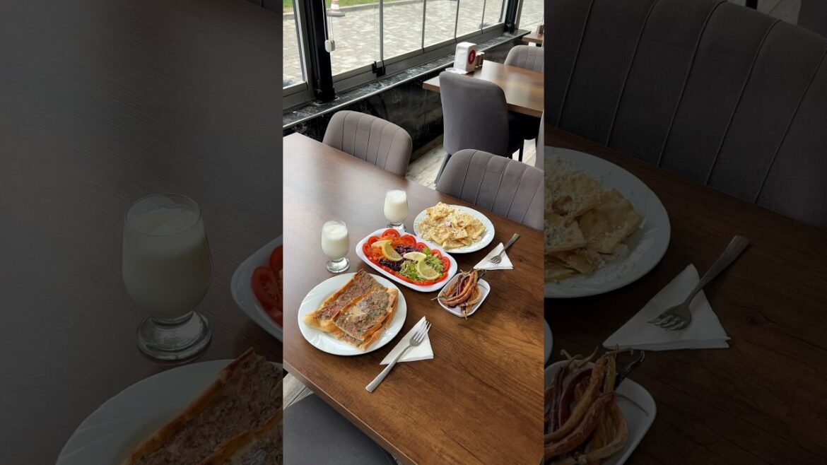 200 Yıllık Meşhur Pideci Elmallı Pide