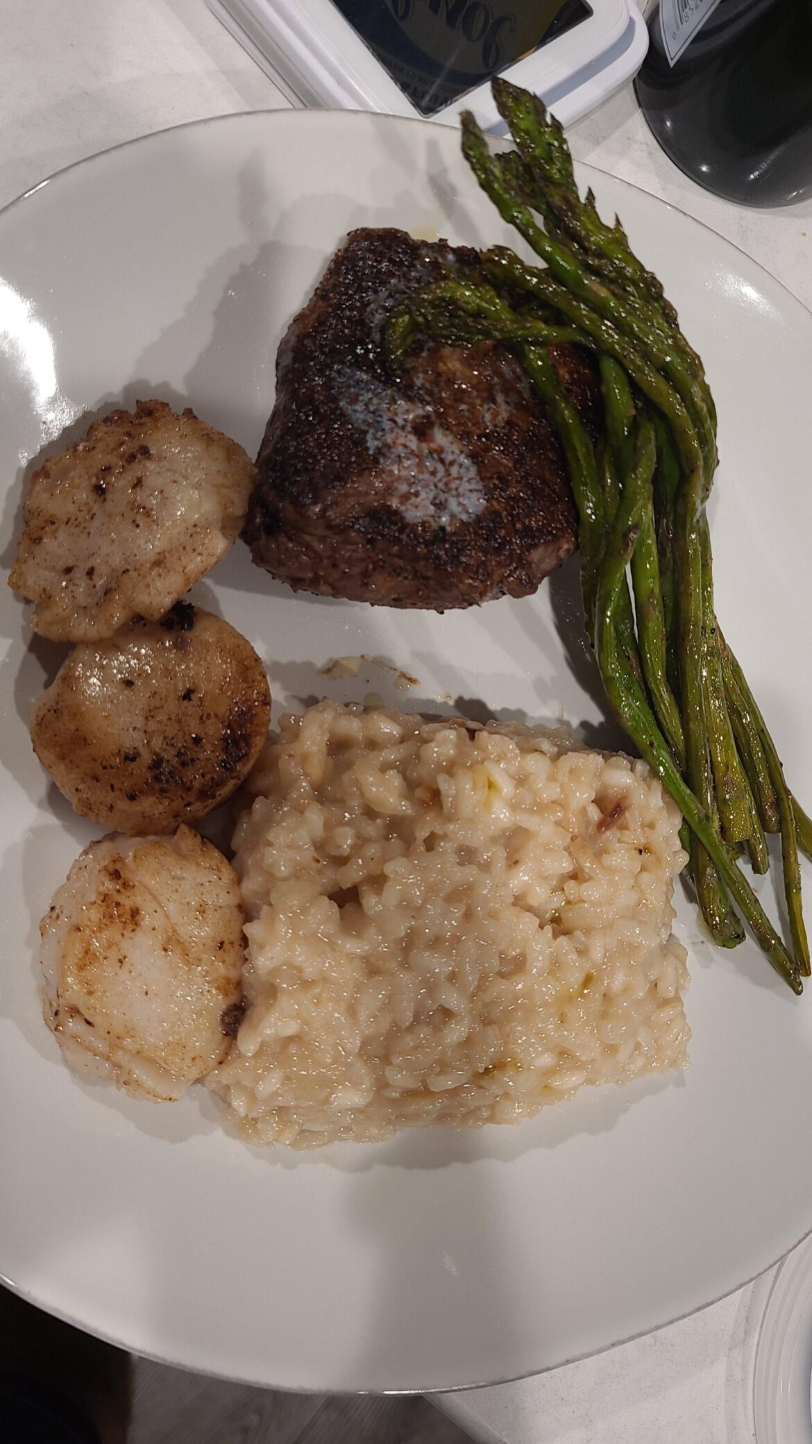 Filet and scallops with pecarino risotto and asparagus