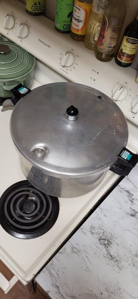 Bought an old canner at a thrift store for $25