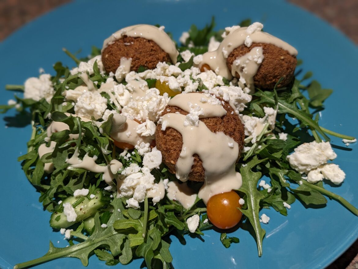 Falafel salad with lemon-tahini dressing Falafel salad with lemon-tahini dressing