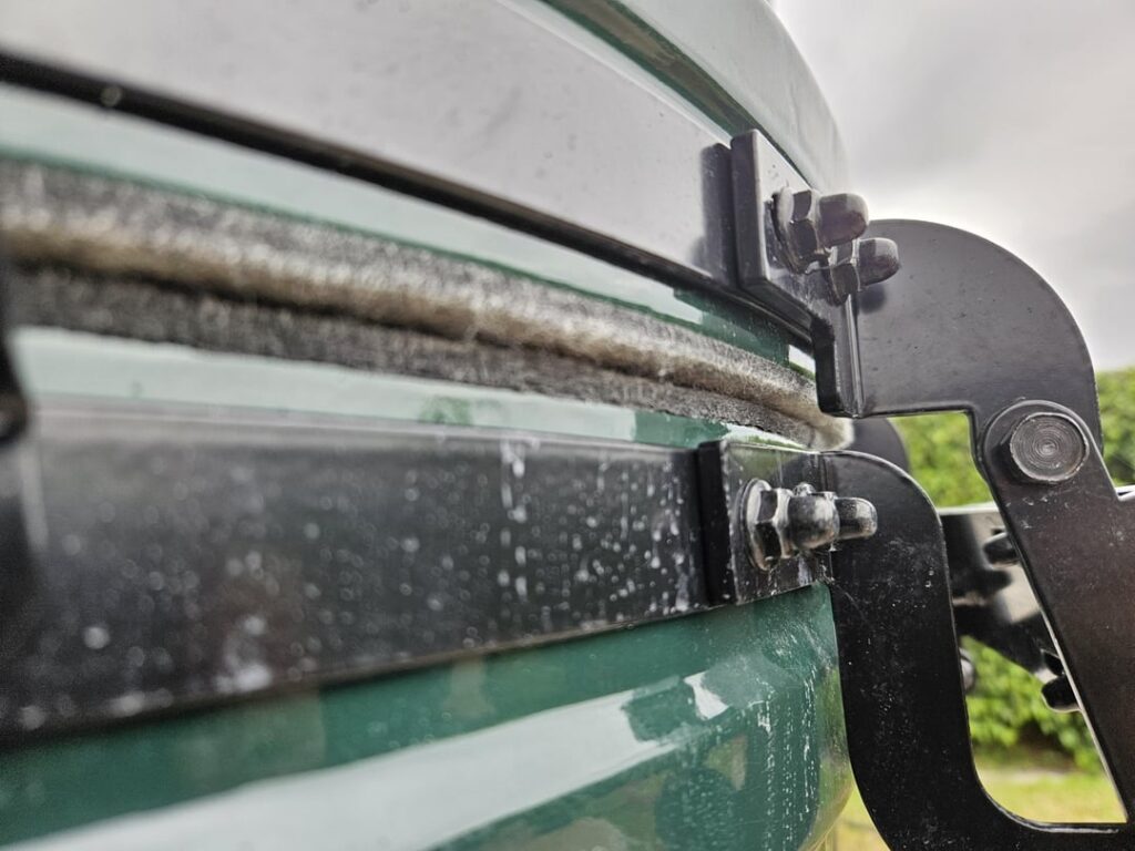 How to fix overbite?