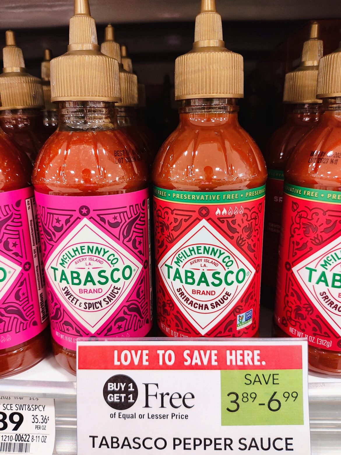 Anyone try the Tobacco siracha? Is it worth a try?