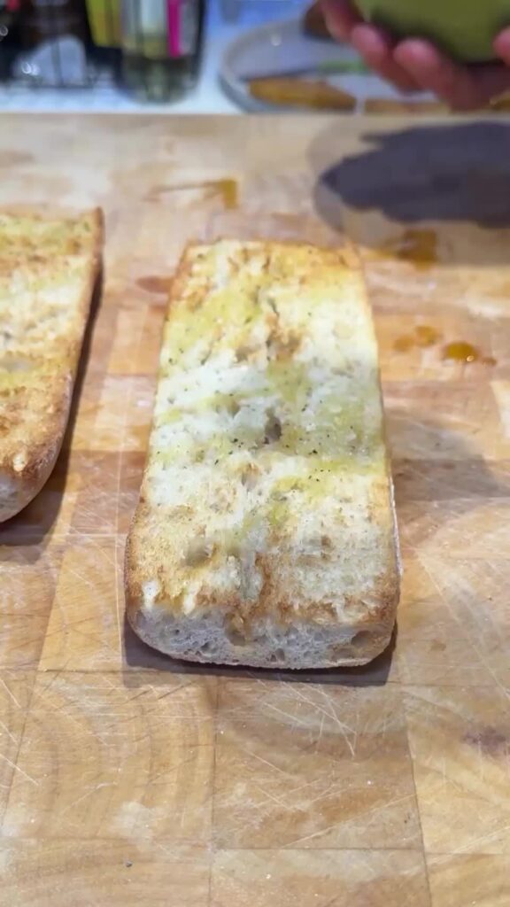 Sandwich: Pistachio-cashew pesto, sticky garlic & soy tofu, sundried tomato & pepper sauce