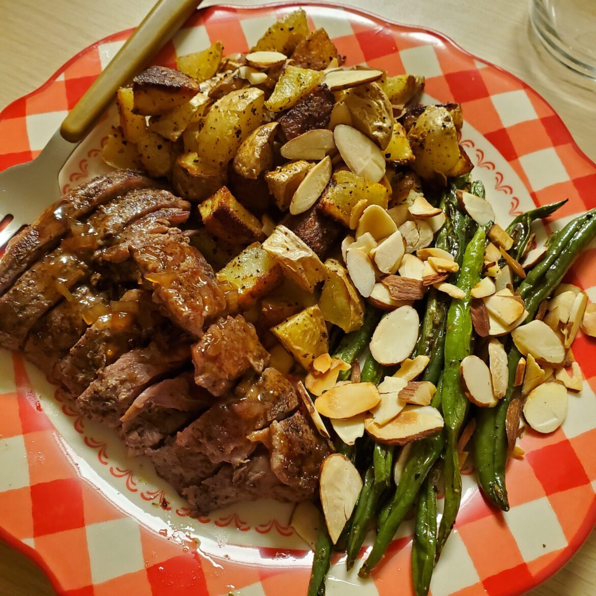 Bavette Steak with Tangy Fig Sauce - 10/10