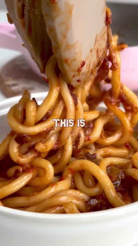 Garlicky Udon Noodles