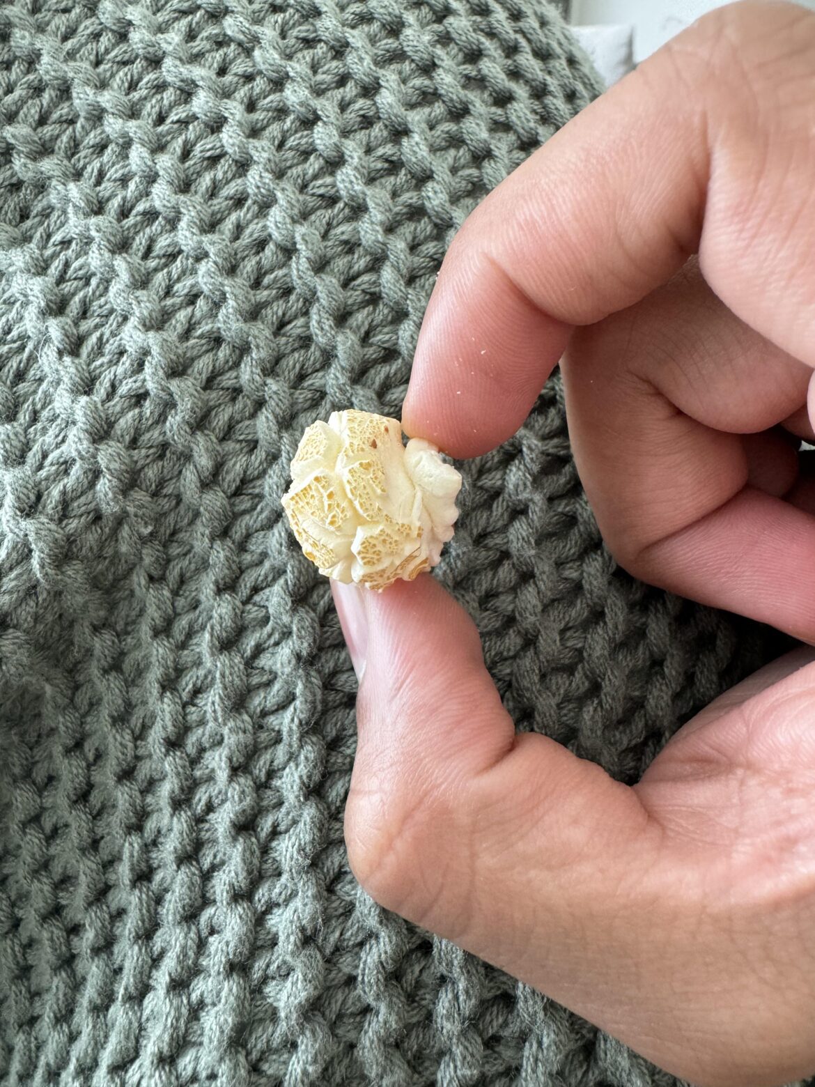 This popcorn is fluffy, how can I make my popcorn as fluffy at home?