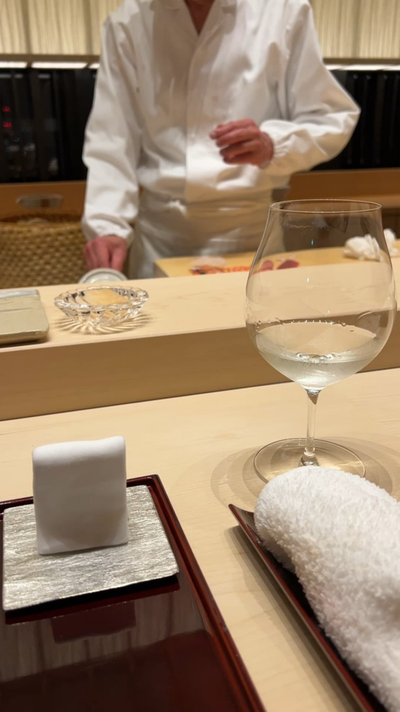 The art of forming nigiri rice!!! Mesmerizing to watch. (Musashi in Tokyo)