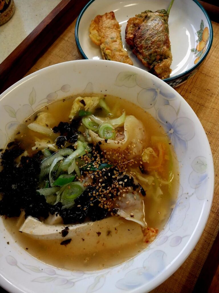 Green pepper pancake and perilla leaf pancake