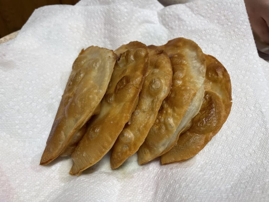 Lazy Chebureks for breakfast with your Kids.
