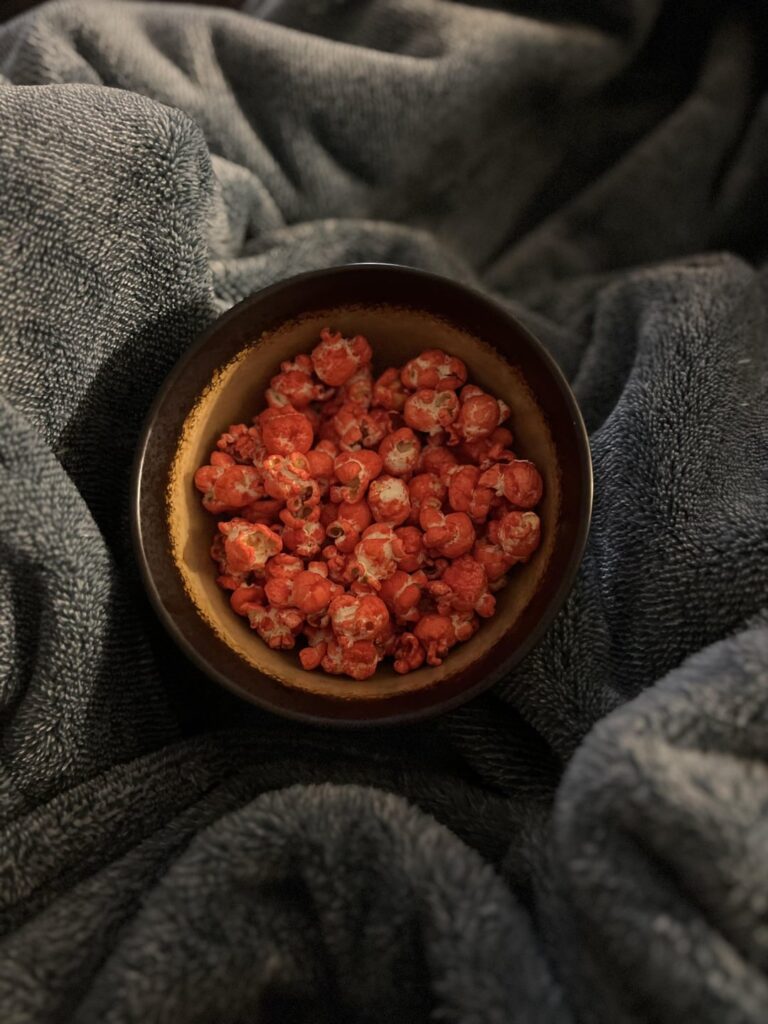 150cal flamin hot white cheddar popcorn