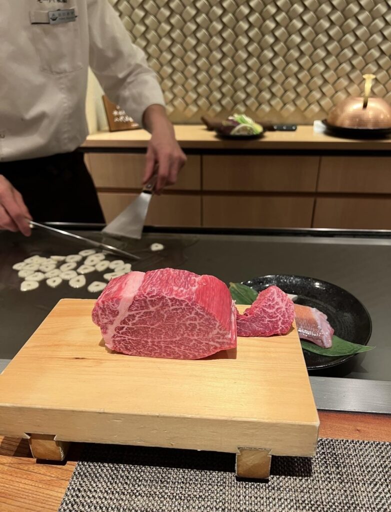 The best meal I’ve ever had before and during him slowly grilling up the steak & veg for us at Kobe Beef Steak Mouriya Gion… SO good with crispy garlic & wasabi wow