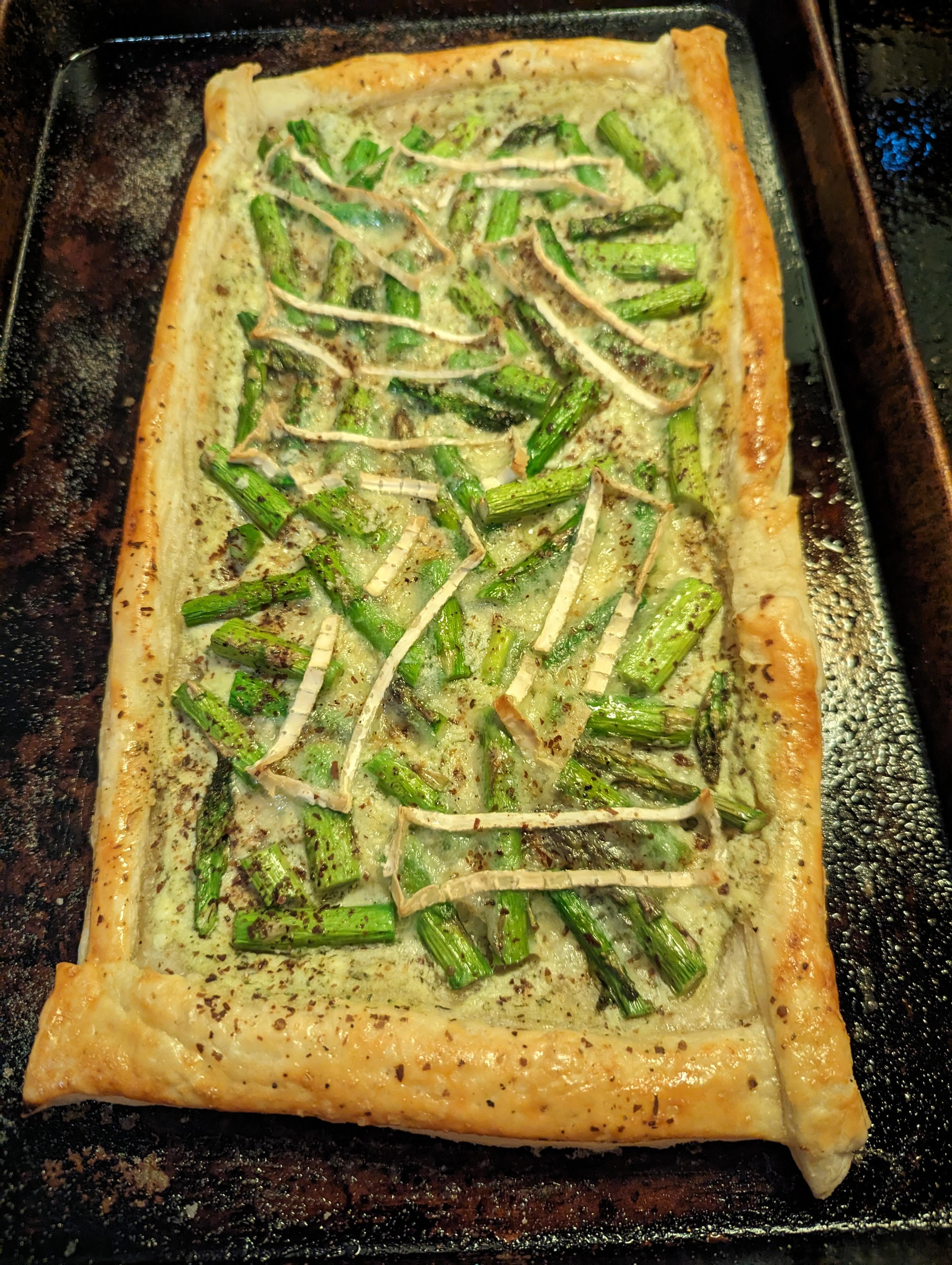 Asparagus and Camembert tart Dining and Cooking