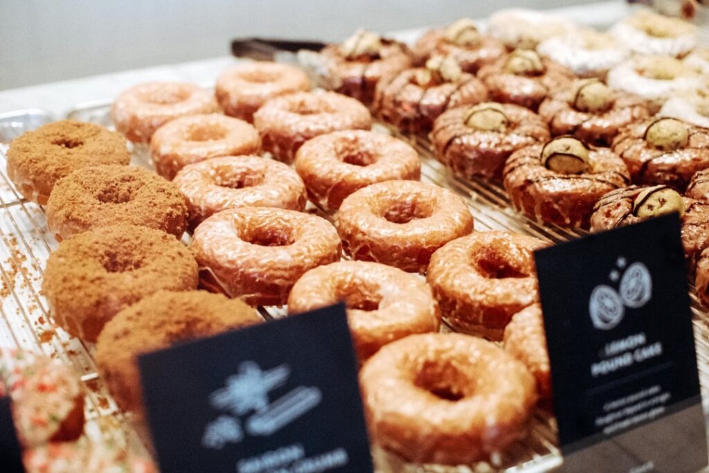 Walking tour of LA's best Donut shops!