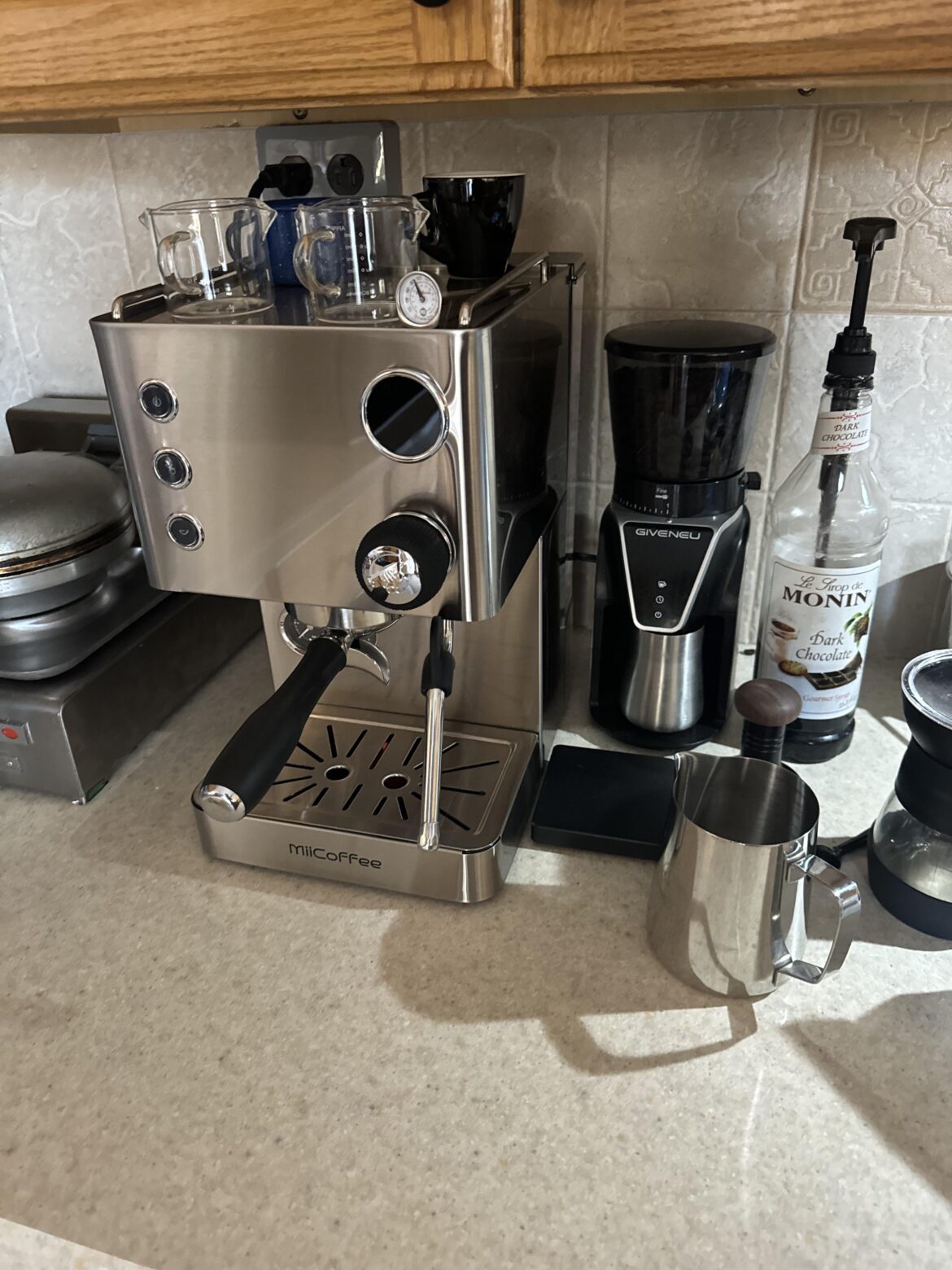 After a year of using a Bellman CX-25P I finally got a real machine