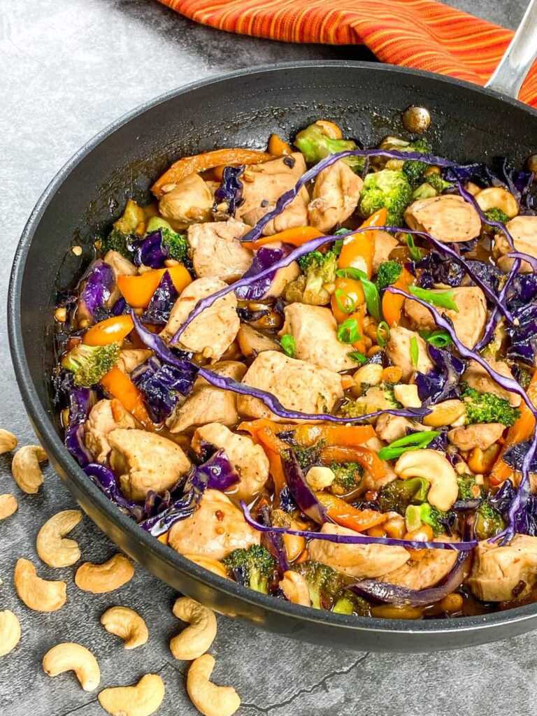 Low Carb Chicken & Red Cabbage Stir Fry