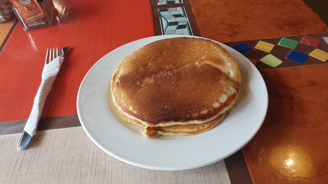 How many calories do I think I am? Pancakes have 230 calories each