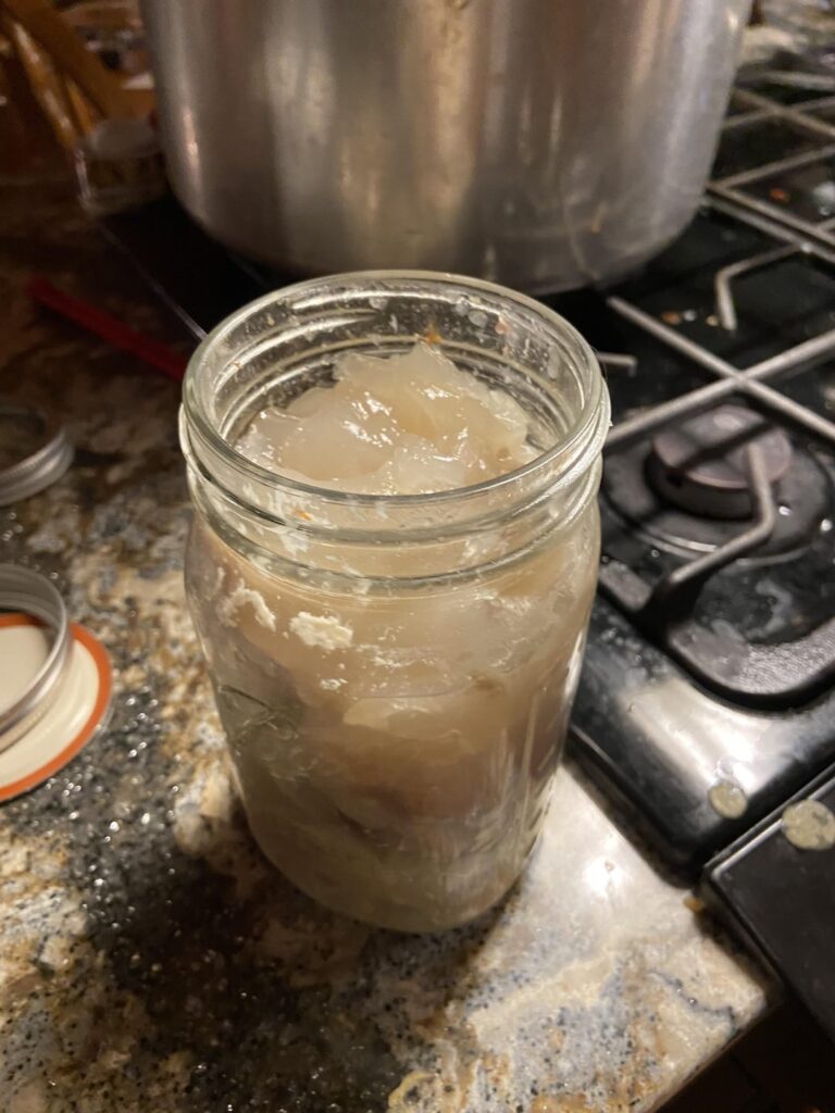 Pressure can pickled pigs feet Pressure can pickled pigs feet