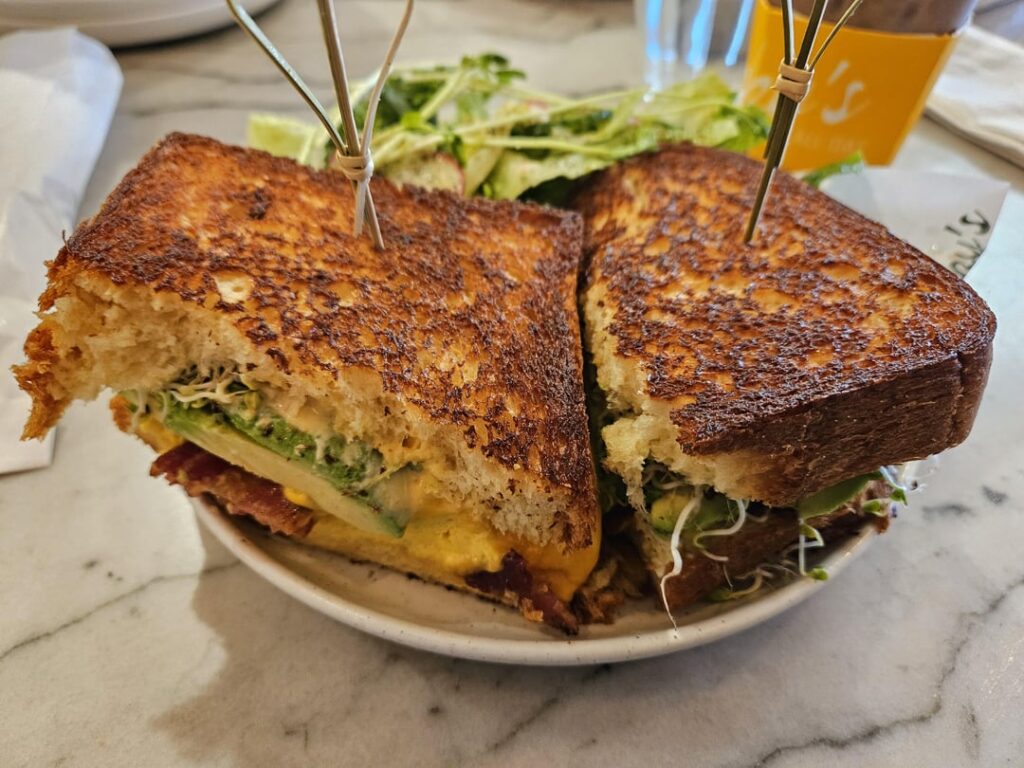 Breakfast Sandwich @ Vicky’s All Day – West Adams Breakfast Sandwich @ Vicky's All Day - West Adams