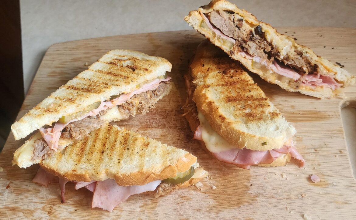I know it's not the correct bread but it's what I had available. So here's my homemade take on cuban sandwich.