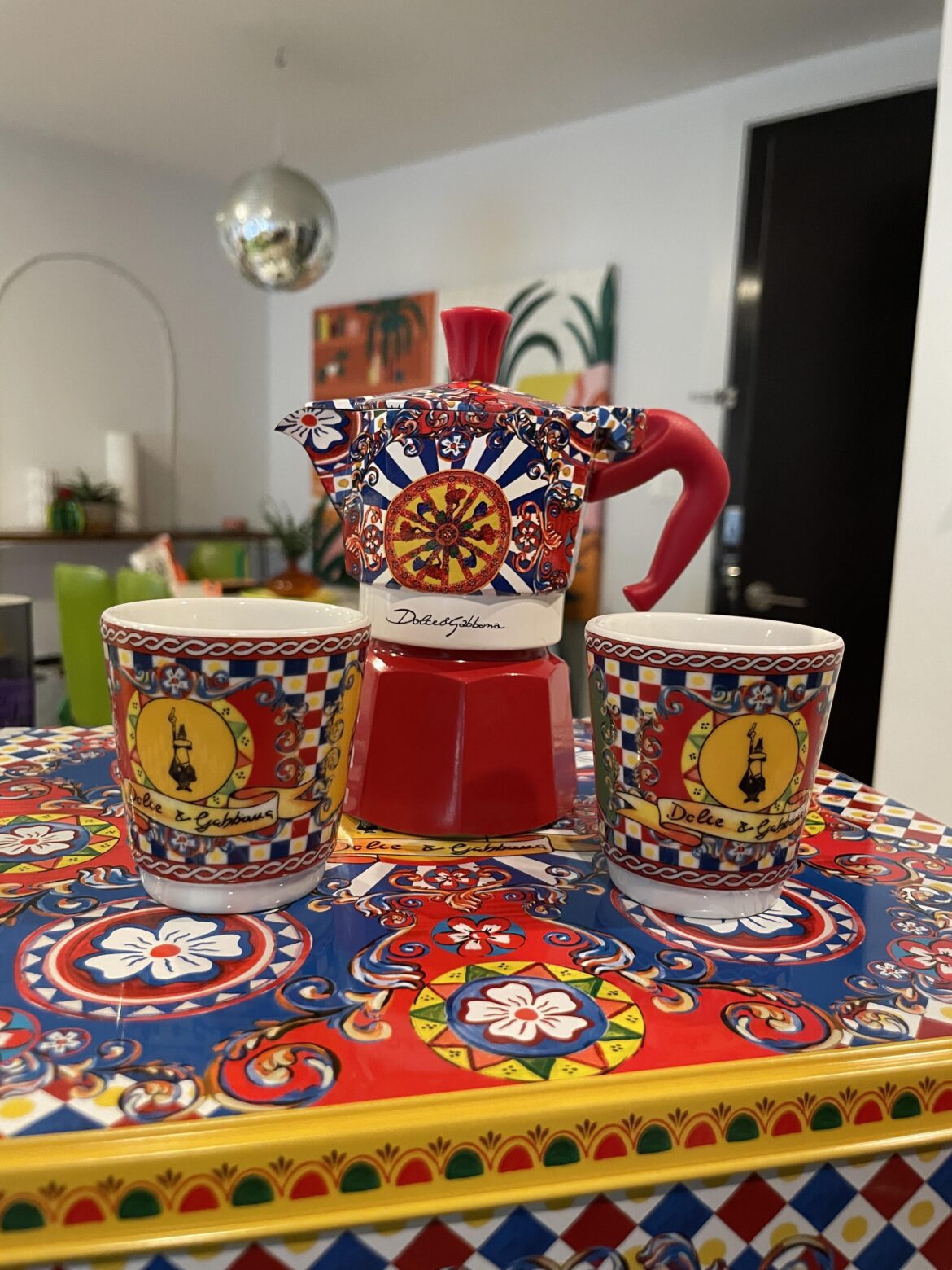 I got this Dolce & Gabbana /Bialetti collab for Christmas and I love it